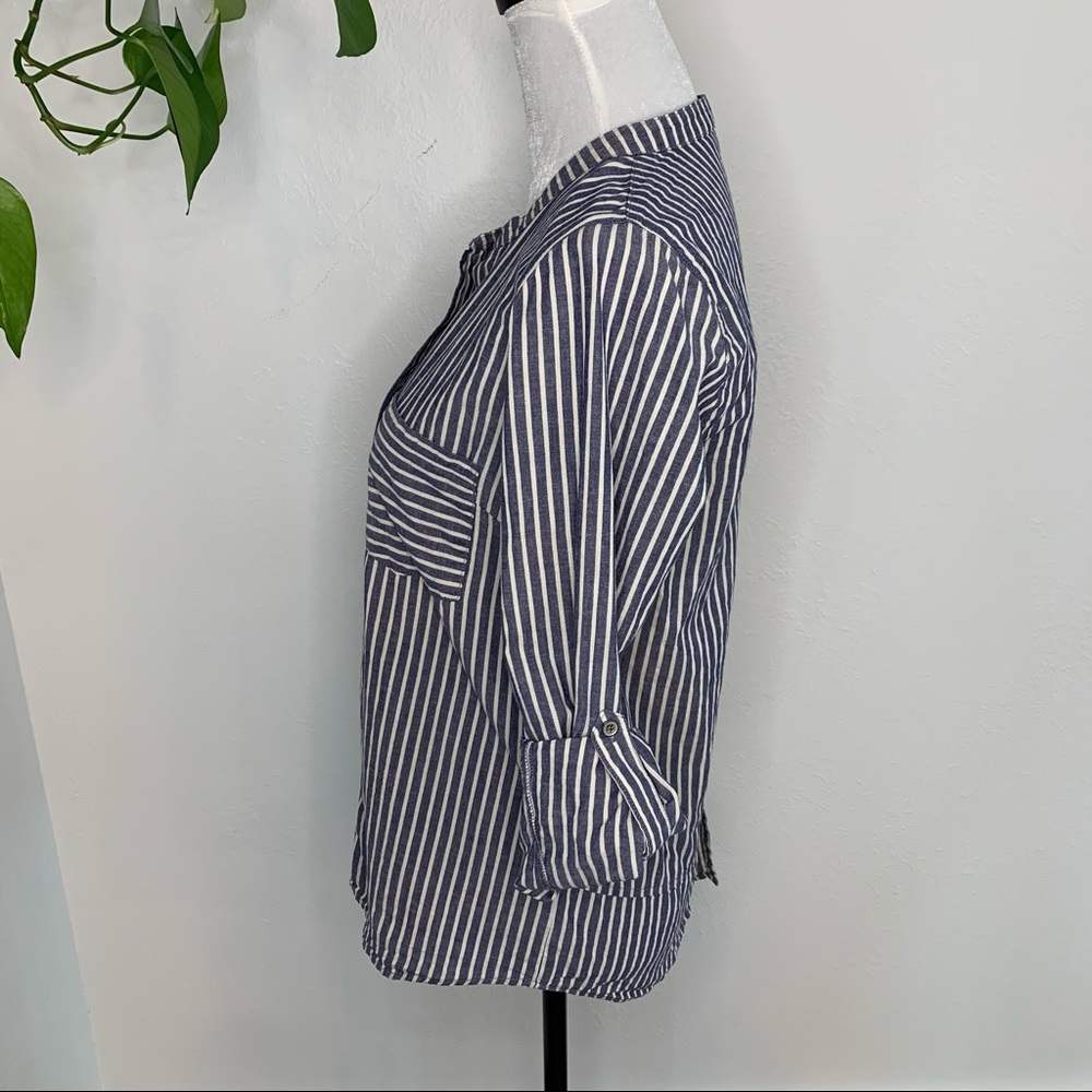 Sundance Split Back Button Down Shirt Size Xs - image 5